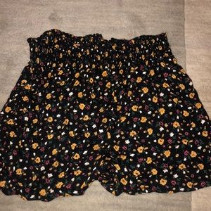 urban outfitters floral flowy shorts